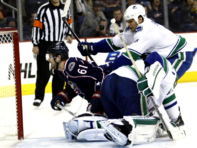 Lack of urgency results nets Canucks shootout loss in Columbus