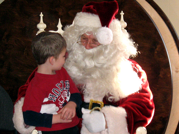 SNAPSHOT - Santa visits the Lancaster Curling Club