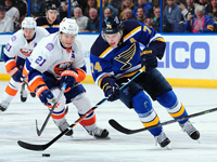 Steen returns, leads Blues to victory over Isles