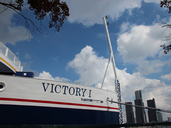 SNAPSHOT - Victory 1 Cruises to Chicago