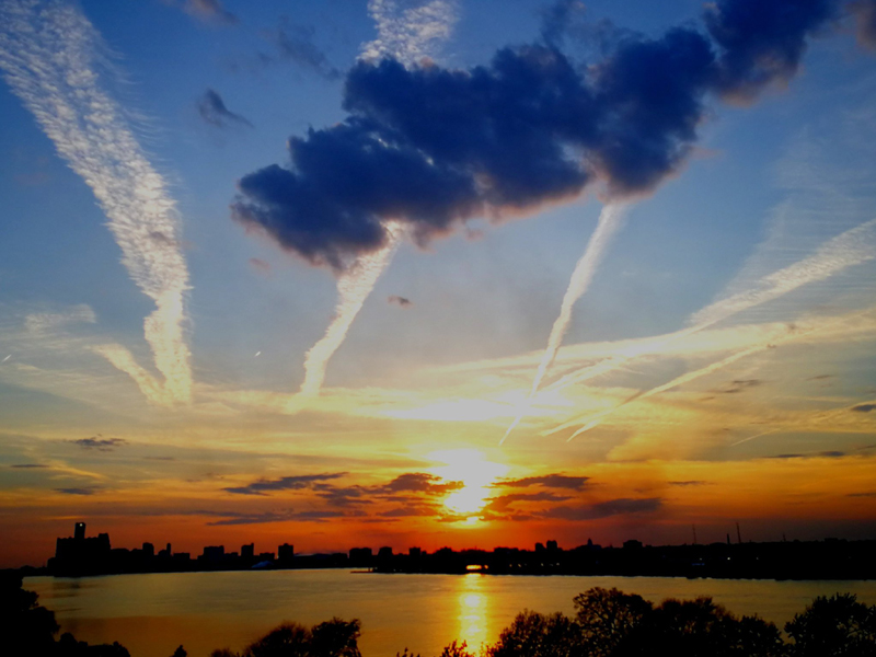 SNAPSHOT - Busy sky at sunset