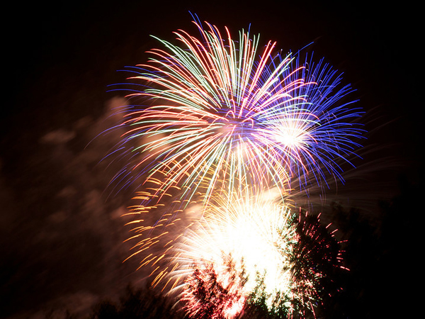 SNAPSHOT - Fireworks cap off Canada Day in Cornwall