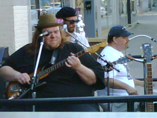 It was a "Party on the Porch" tonight with Jamie Heath, Camil Lapointe, Jim Sharp and Rod Robillard!