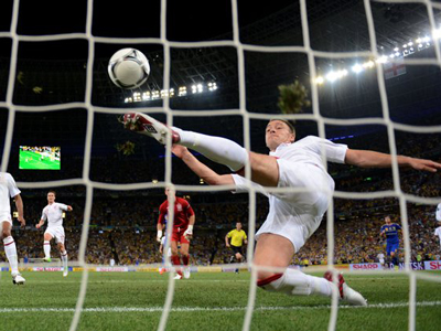 Euro 2012: Group D - England take top spot, France draws Spain in quarterfinals