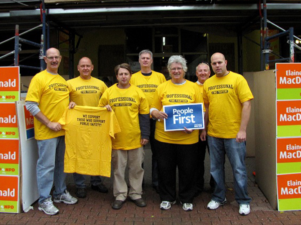 SNAPSHOT - Cornwall Firefighters Canvass for Elaine MacDonald