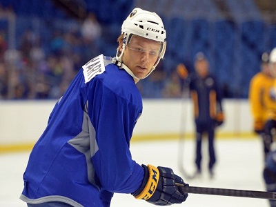 Sam Reinhart should go back to juniors